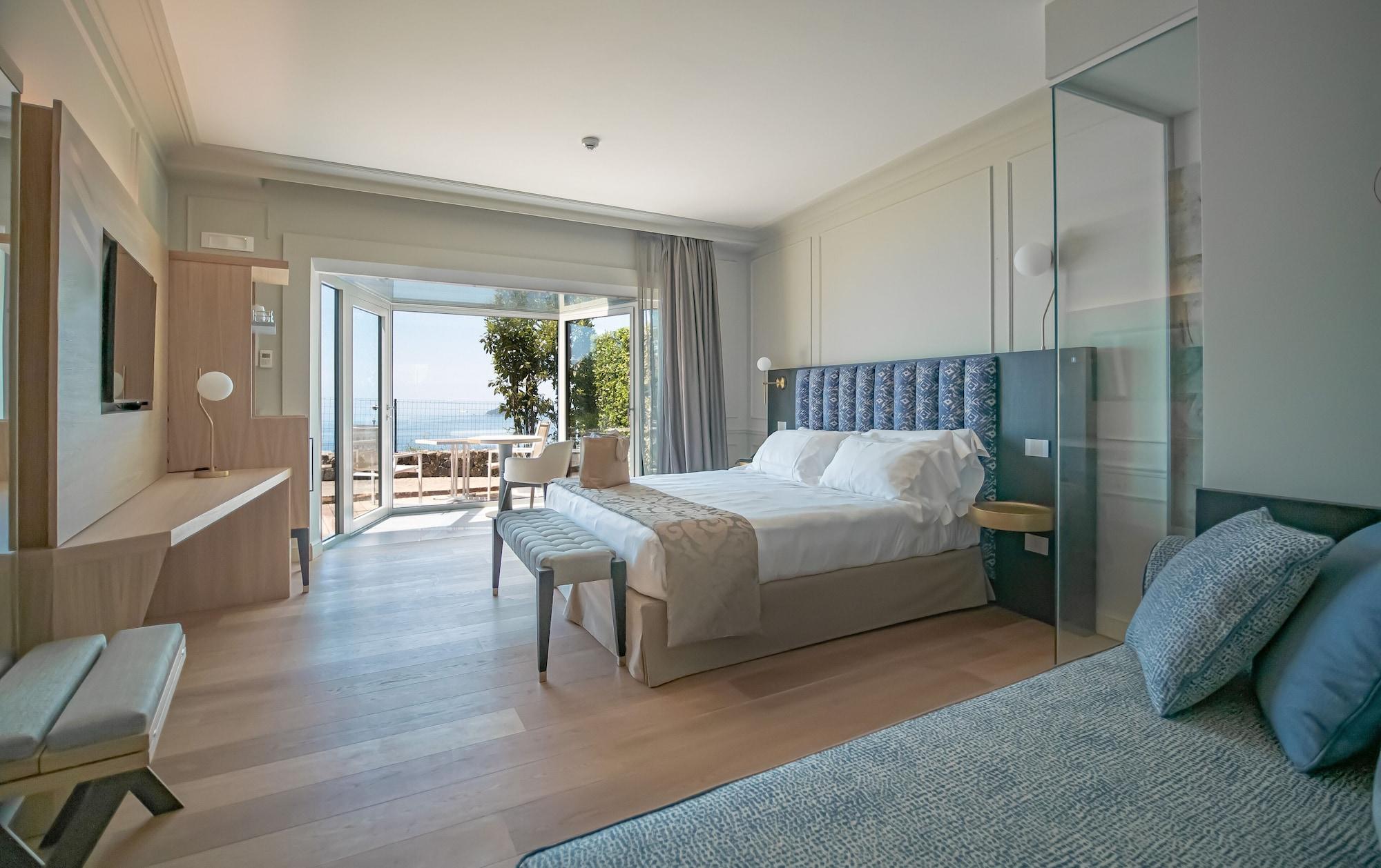 Hotel Golfo Dei Poeti Relais & Spa 5*
