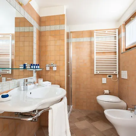 Golfo dei Poeti Relais&Spa Hotel Ameglia Buitenkant foto