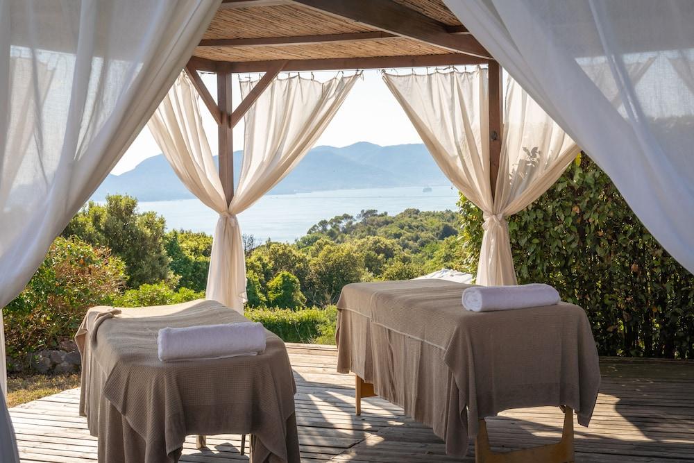 Hotel Golfo Dei Poeti Relais & 5*