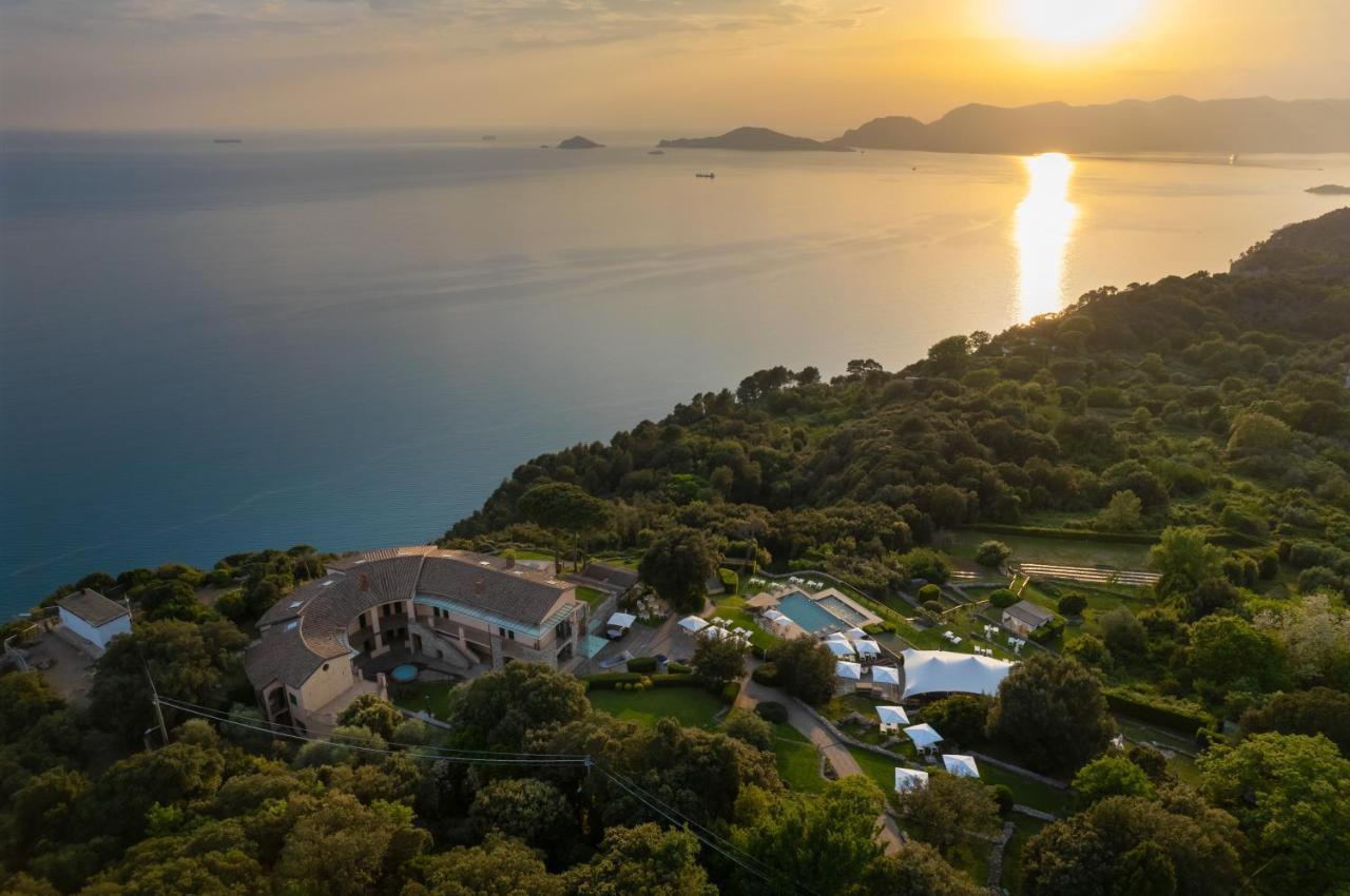 Hotel Golfo Dei Poeti Relais &