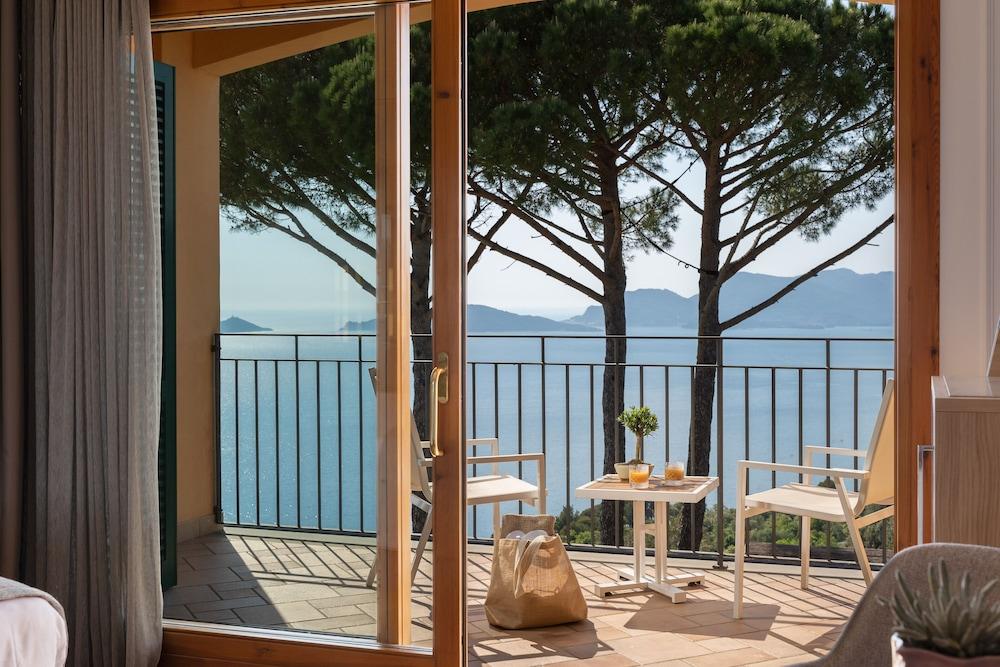 Golfo Dei Poeti Relais & Hotel