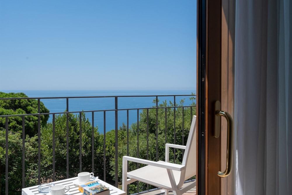 Golfo Dei Poeti Relais & Hotel 5*