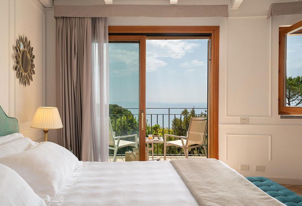 Hotel Golfo Dei Poeti Relais & 5*